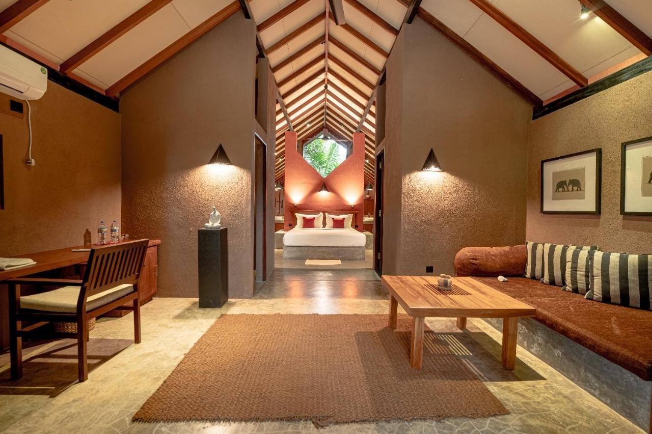 Nisala Villas Хіккадува Екстер'єр фото