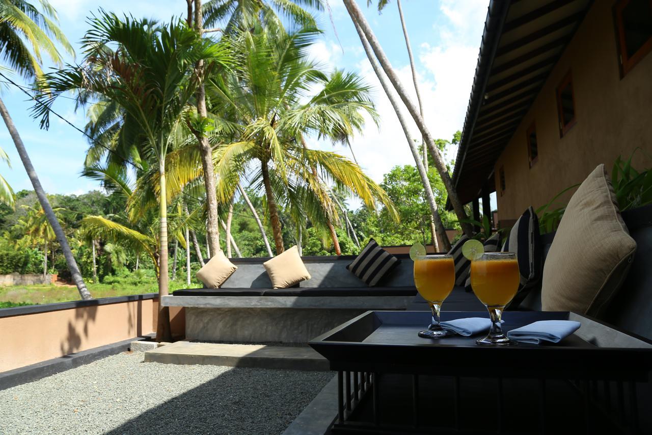 Nisala Villas Хіккадува Екстер'єр фото