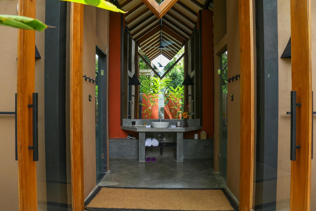Nisala Villas Хіккадува Екстер'єр фото